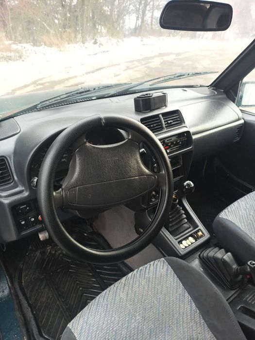 Продавам Suzuki Vitara