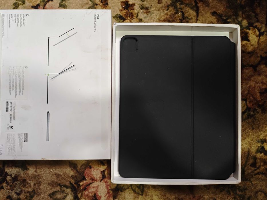 Apple Чехол с клавиатурой Magic Keyboard для ipad