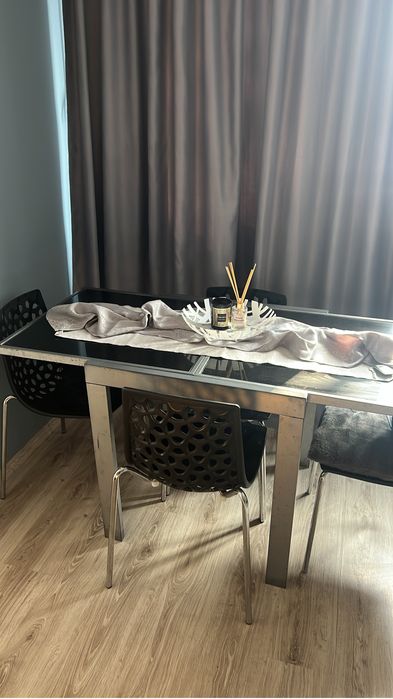 Inchiriez apartament