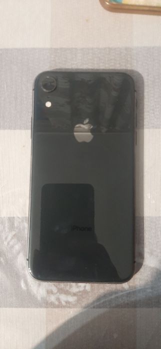 Продам айфон xr срочно