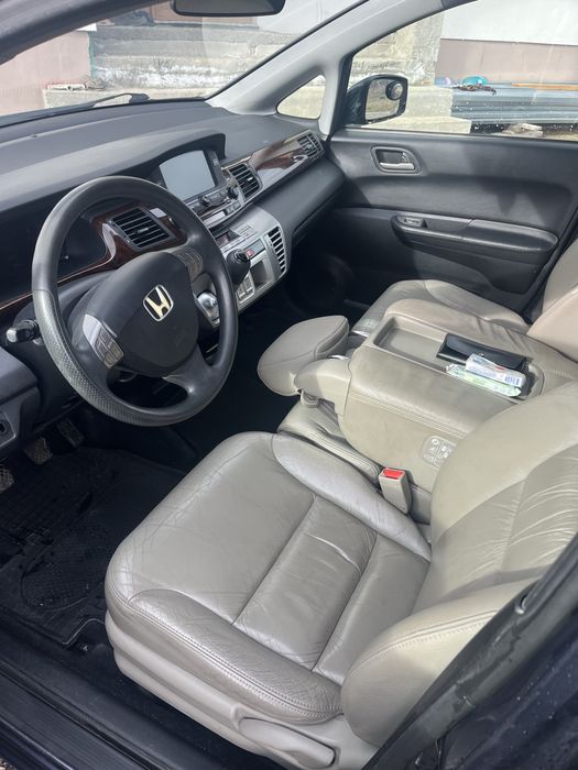 Honda Frv an 2008