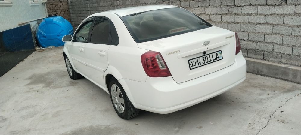Chevrolet Другая 2009 — 3
