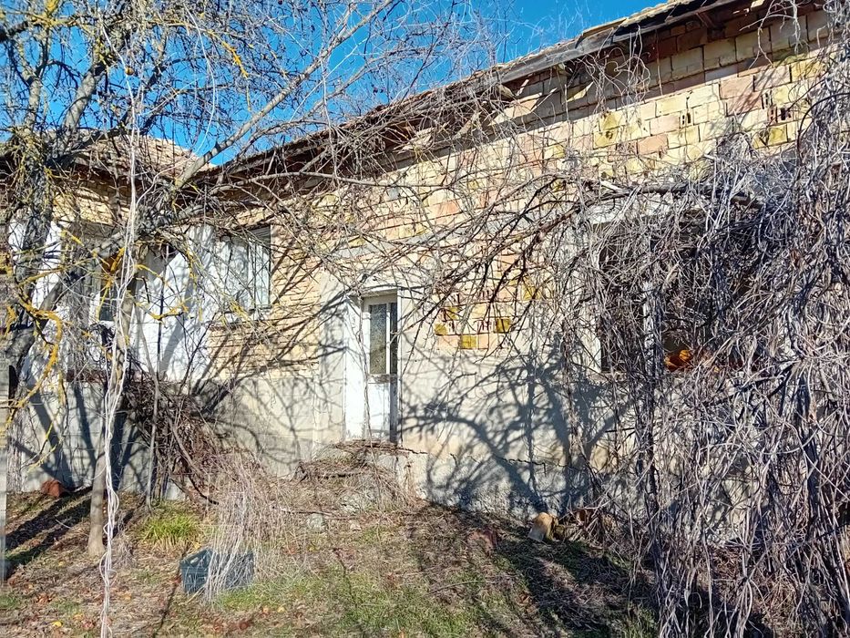 Продава се Къща в с. Съединение, Област Търговище - 80 кв.м за 192 €/кв.м - Снимка #2