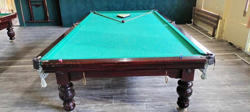 Бильярдный столлар сотилади графит 12 футов  9000$дан галишамиз