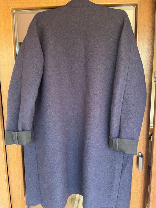 Vand haina Stefanel lana 100% in stare impecabilă