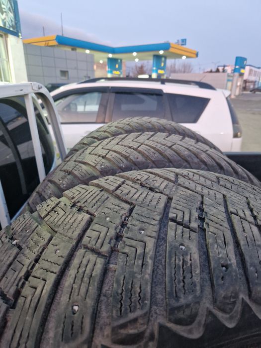 Продам резину зима шипы MICHELIN