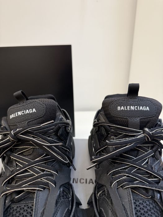Balenciaga Track