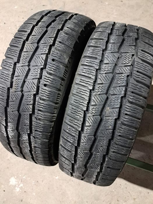 2 anvelope iarnă 215 65 R16C Michelin
