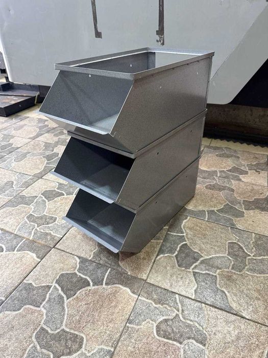 Пластиковые ящики для метизов,