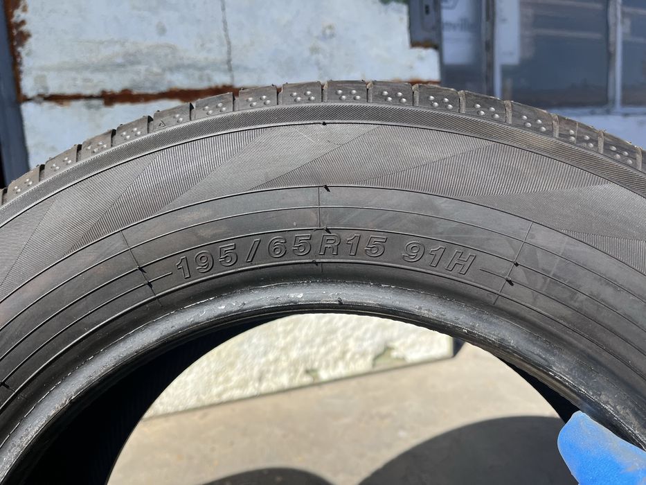 4 бр. летни гуми 195/65/15 Yokohama 6-6,5 mm DOT 4518/0419