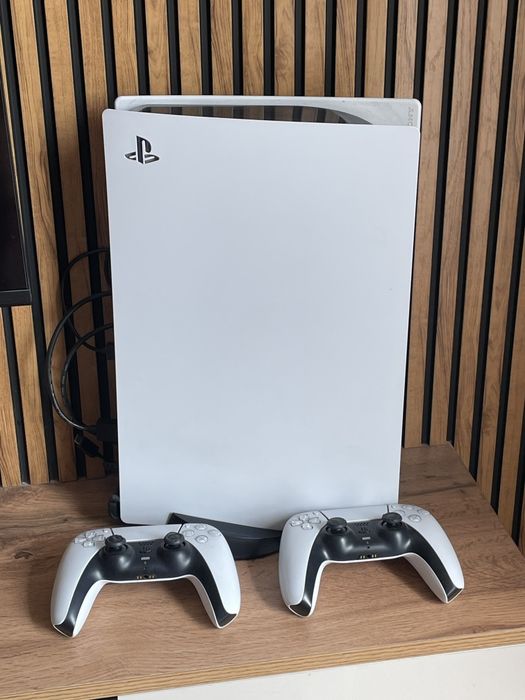 Продам PS5 (Playstation 5)