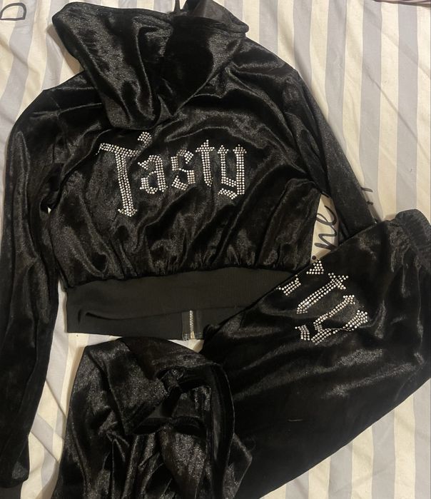 Trening catifea negru