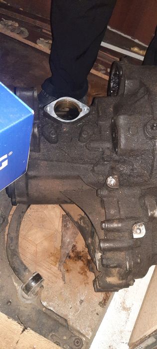 Продам коробку на пассат