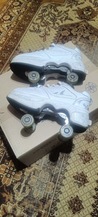 Ролкови кънки Raven LCCFFF