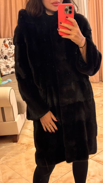 #11 Шикозно палто от норка с качулка Manzari.Гърция.Палто от визон.