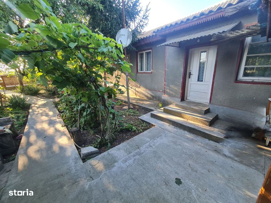 Ceamurlia de jos- casa batraneasca cu 3.200 mp teren