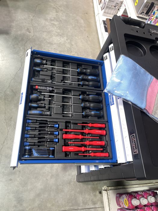 Cărucior cu scule /banc Scheppach TW1000 – Stoc limitat – 1.600 lei