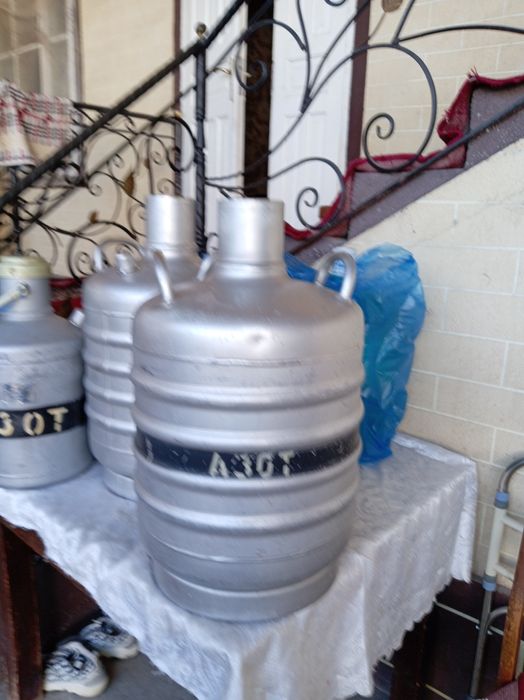 Посуда для жидкого азота (дьюар)