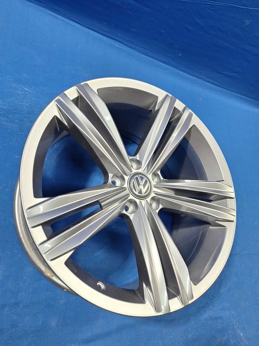 1 Janta Aliaj 5x112 19'' OEM VW Tiguan 8N Skoda Seat 8.5J ET 38 NOUA