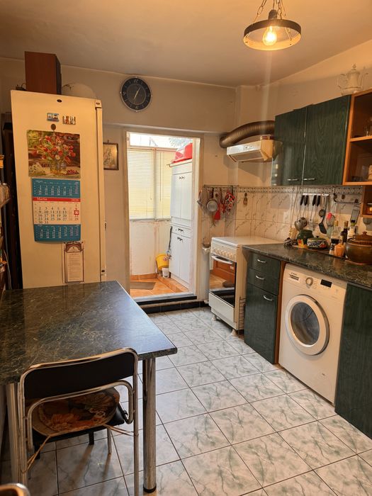 Apartament cu 2 camere, central