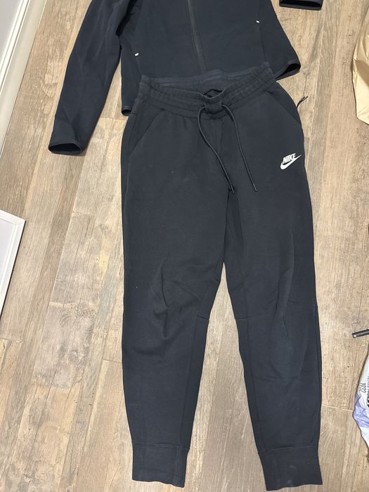 Анцунг Nike черен