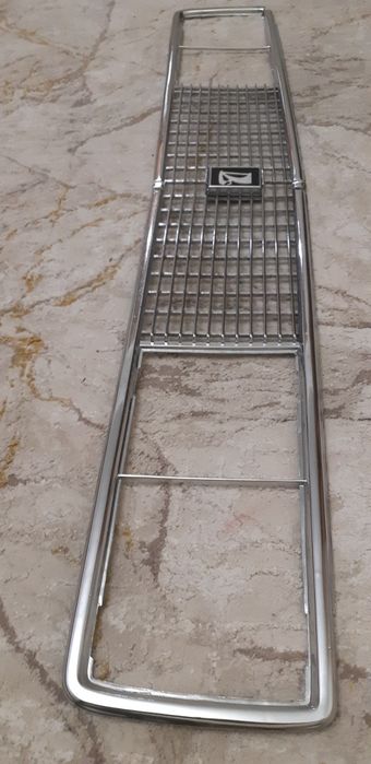 Продам решетку ВАЗ 2106