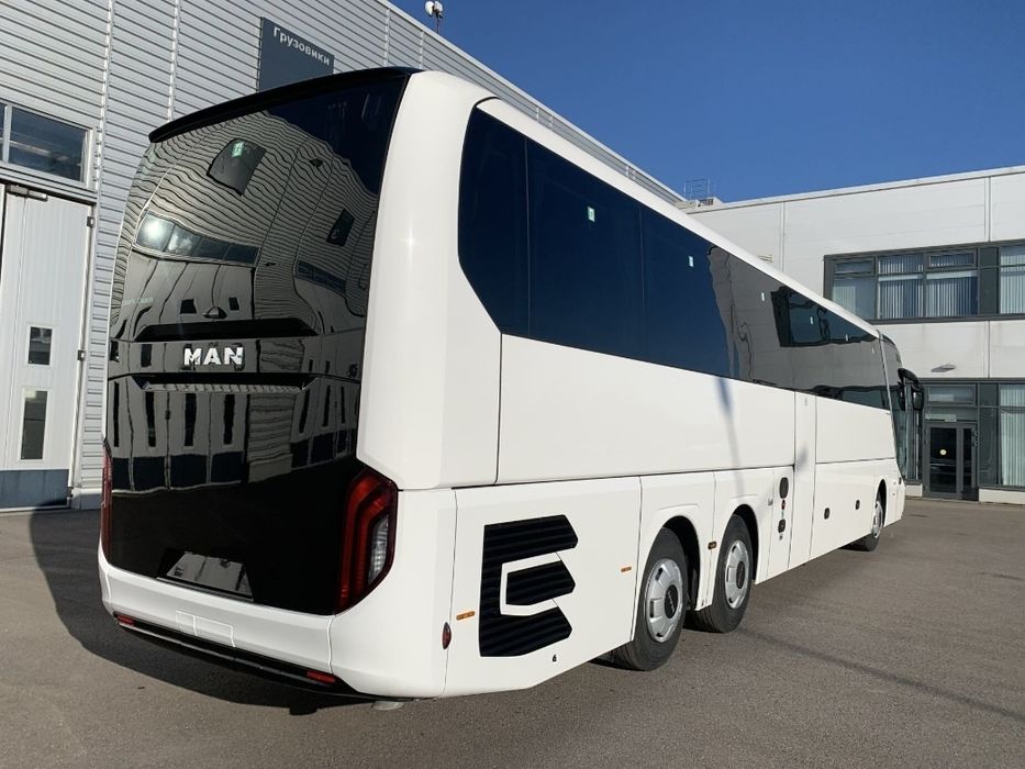 Автобус Бизнес класс. Массаж кресел, монитор, безлимитный интернет,