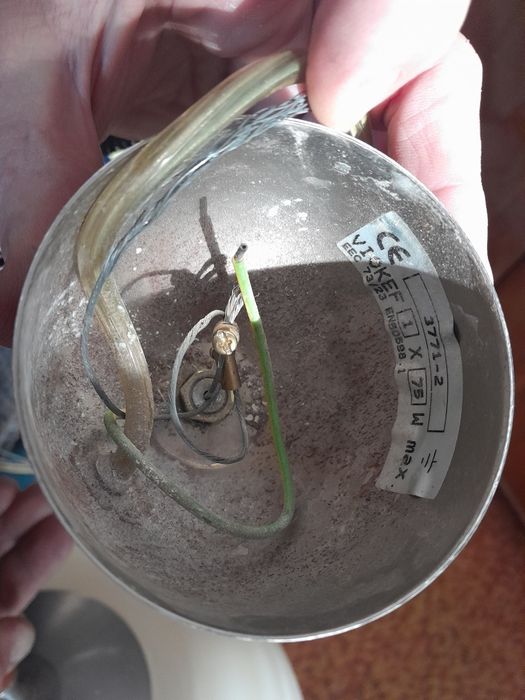 Полилей .   .  .