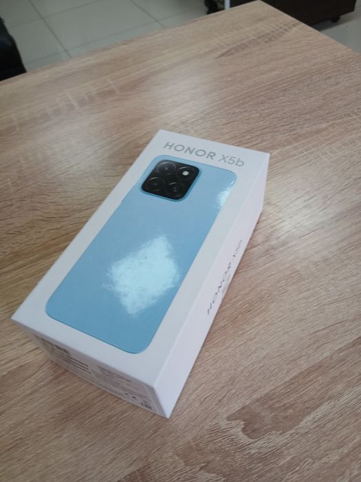 HONOR телефон новый