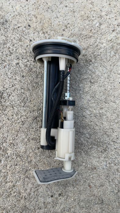 Pompa de benzina Yamaha YZF-R125 2010