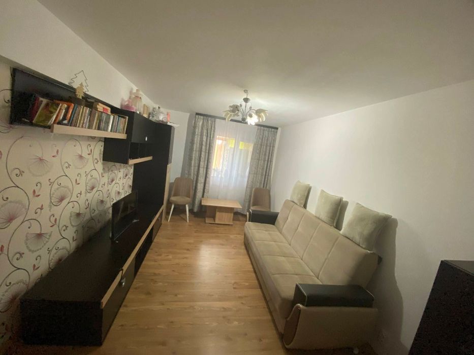Apartament cu 2 camere  transformat în 3