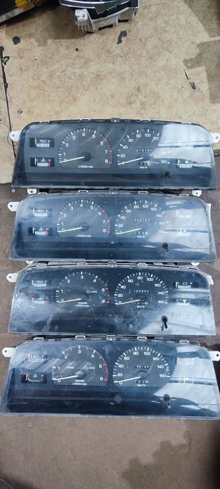 Щиток приборов Toyota