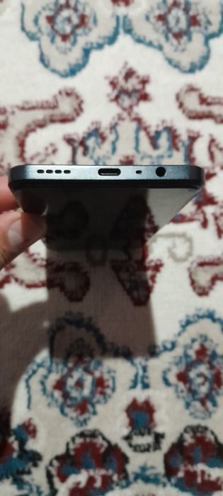 Realmi c 53  128 gb xotira