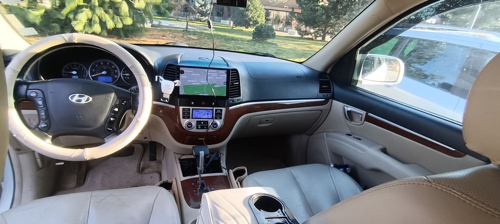Продавам Hyundai Santa Fe Limited Edition 3.3 л. бензин/ газ