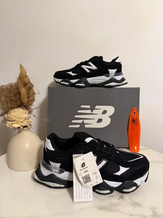 Adidasi New Balance 9060 Black&White