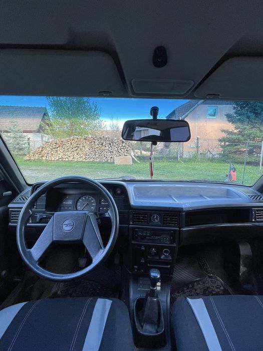 Opel Kadett E – 1.6i Benzină – 1988