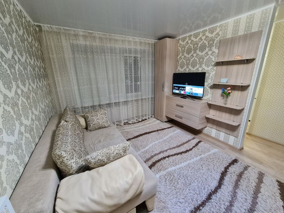 Естая 56 (ЦУМ, Гор.сад)