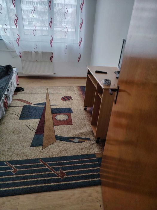 Vanzare 3 camere Militari,Lujerului,bdul Uverturii,Teatrul Masca