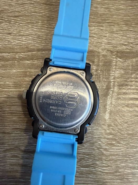 Два часовника Casio