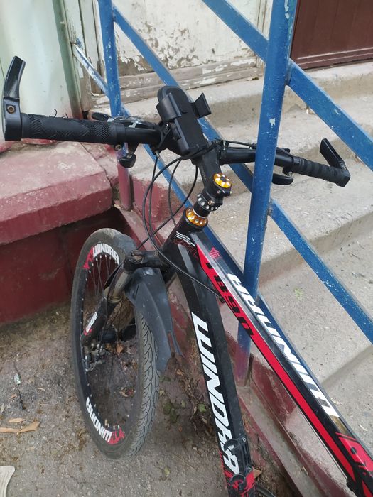 Velosiped zo'r yengil