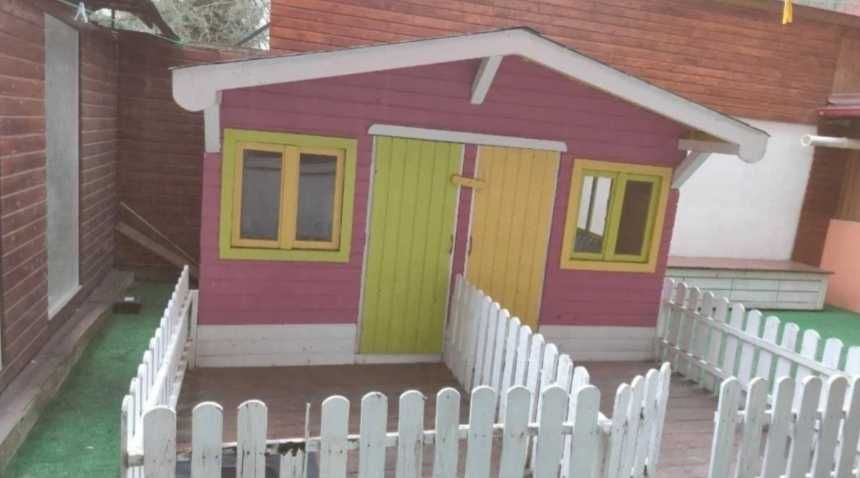Căsuța din lemn pentru copii