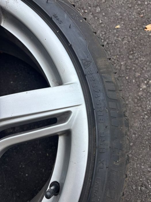 Зимни гуми с джанти Audi/18*5x112 оригинални