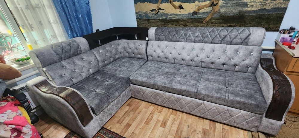 Продам угловой диван Армада
