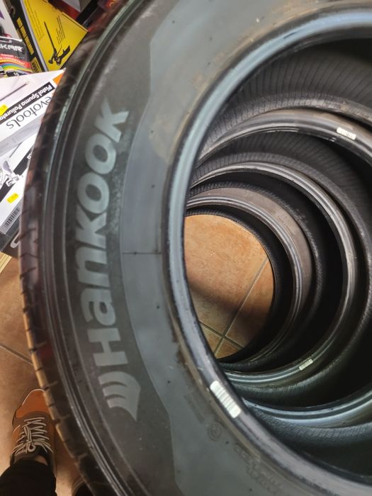 Anvelopa vara Hankook 215 65 17