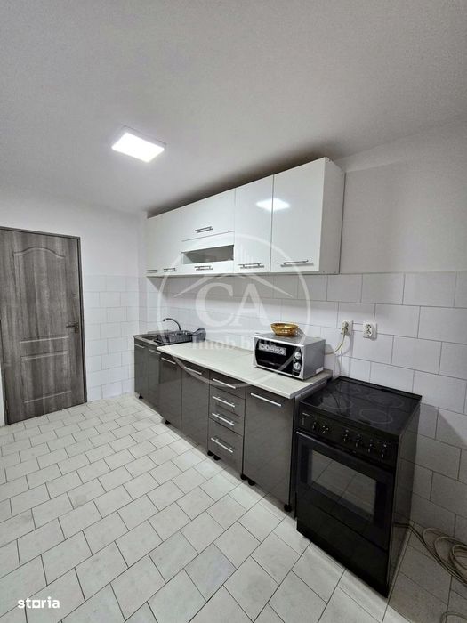 Apartament cu 4 camere de închiriat în zona Decebal, Oradea