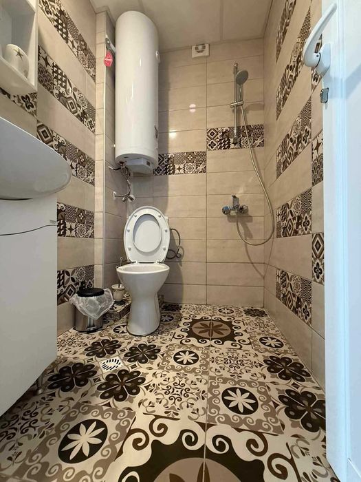 Дава се под наем Хотел в Китен - 60 кв.м за 66.3 € - Снимка #9