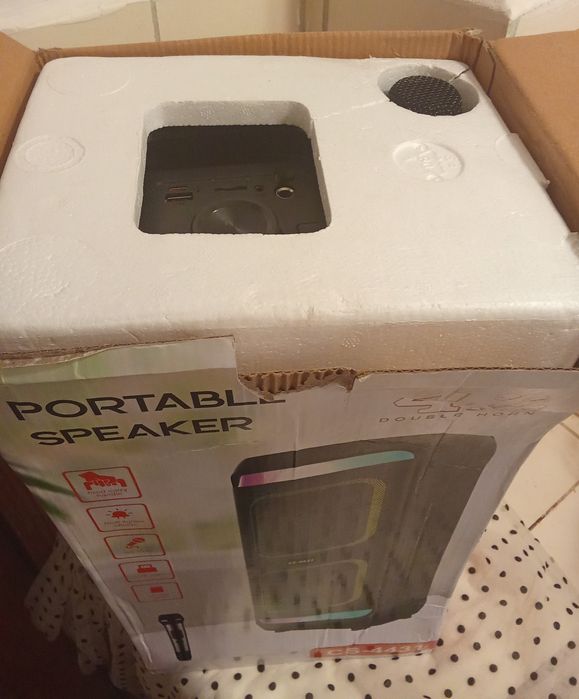 Boxa bluetooth cu microfon