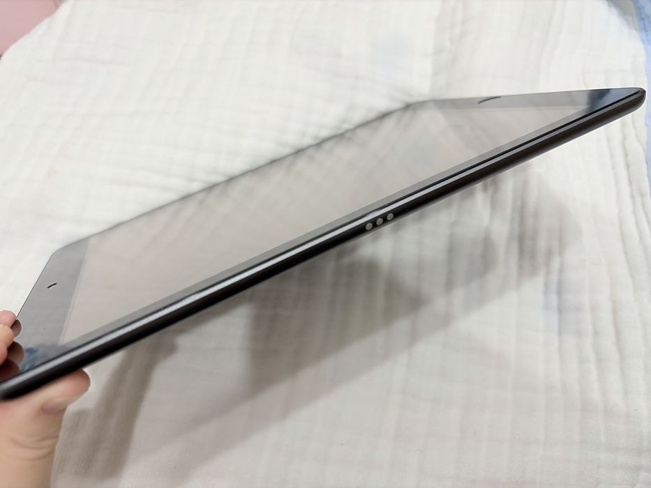 I pad, 8 generation