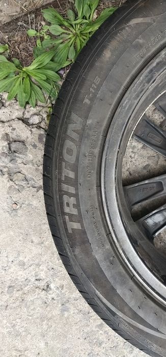 Автошины на литых дисках