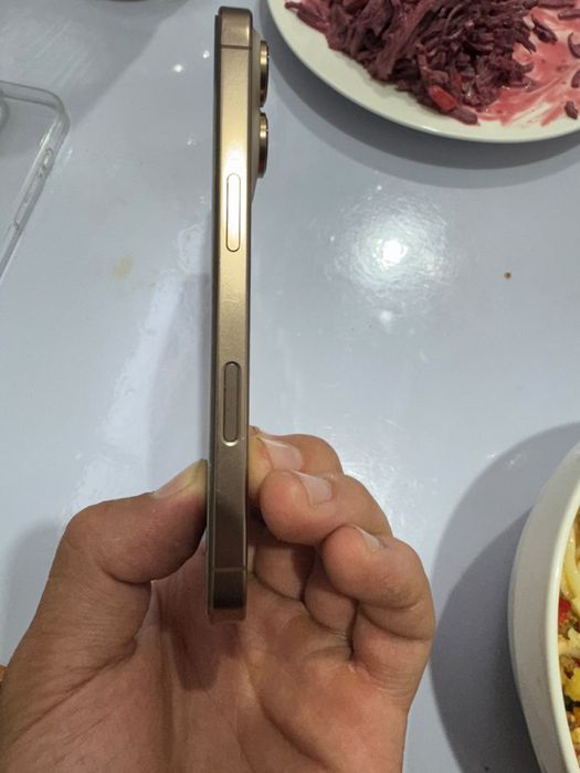 iPhone 16 Pro 256 ГБ